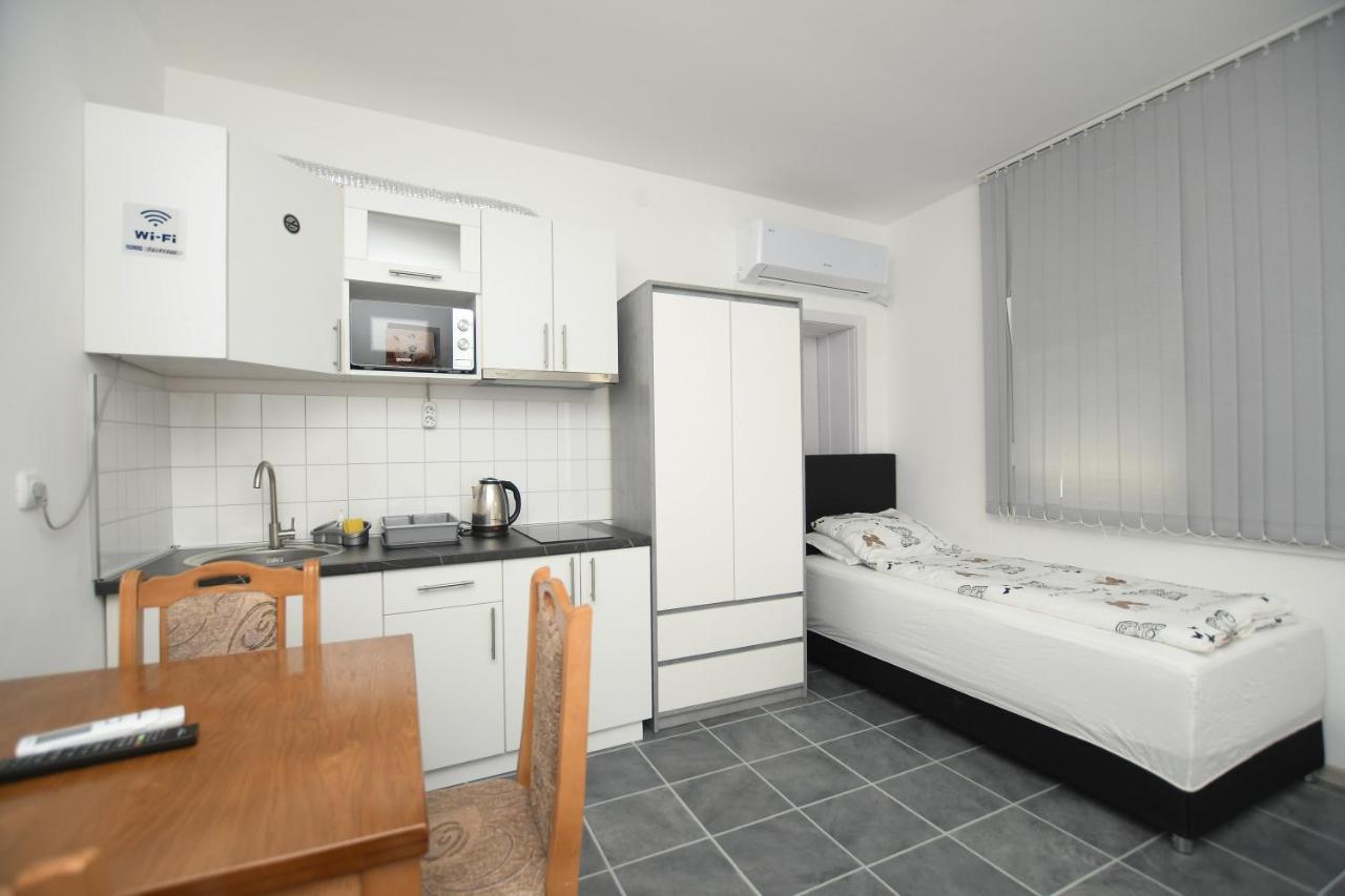 Relax Apartmani Kladovo Ngoại thất bức ảnh