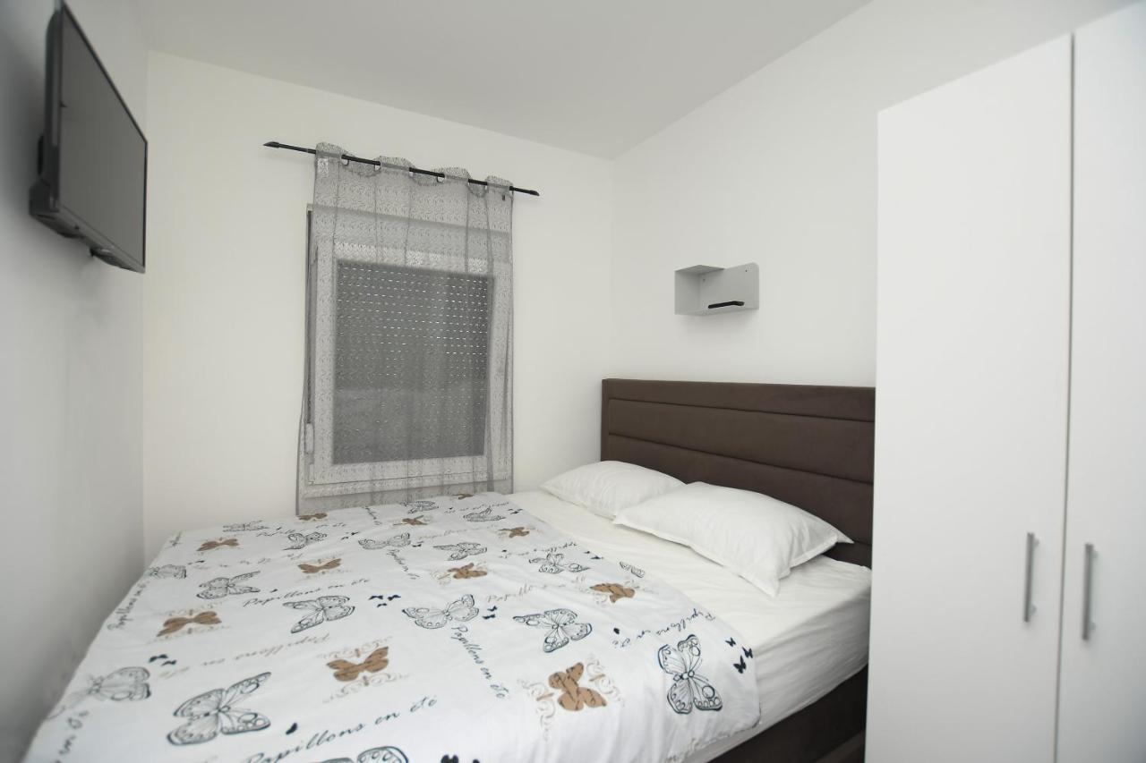 Relax Apartmani Kladovo Ngoại thất bức ảnh