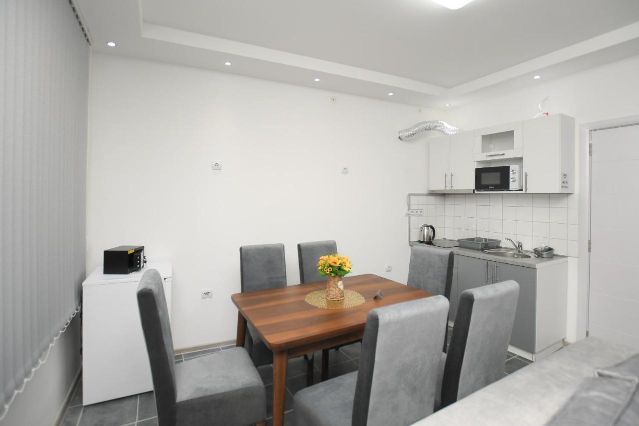 Relax Apartmani Kladovo Ngoại thất bức ảnh