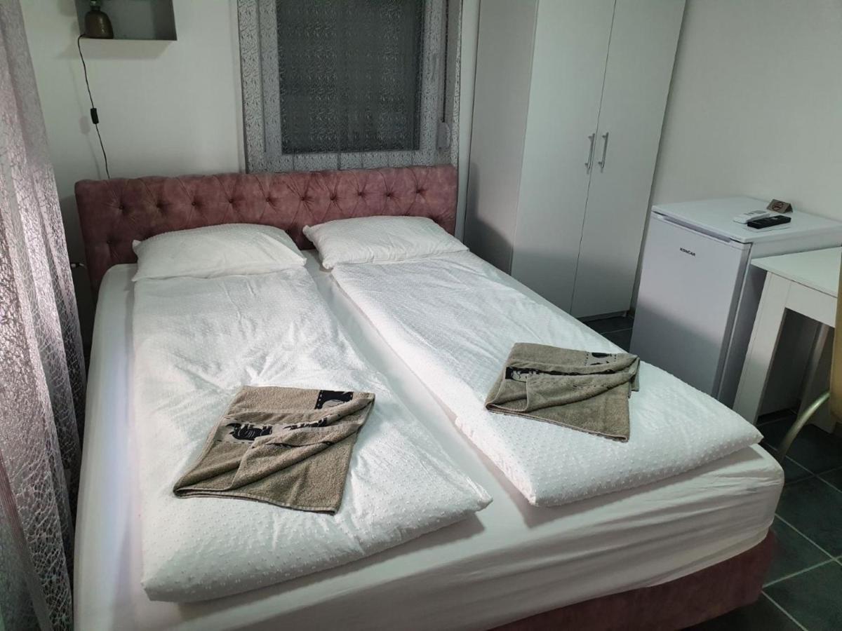 Relax Apartmani Kladovo Ngoại thất bức ảnh